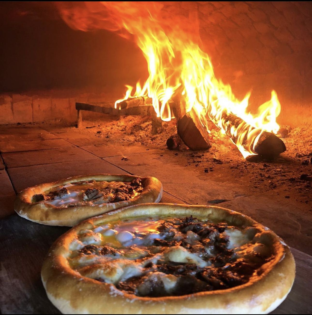 Odun fırınında pide